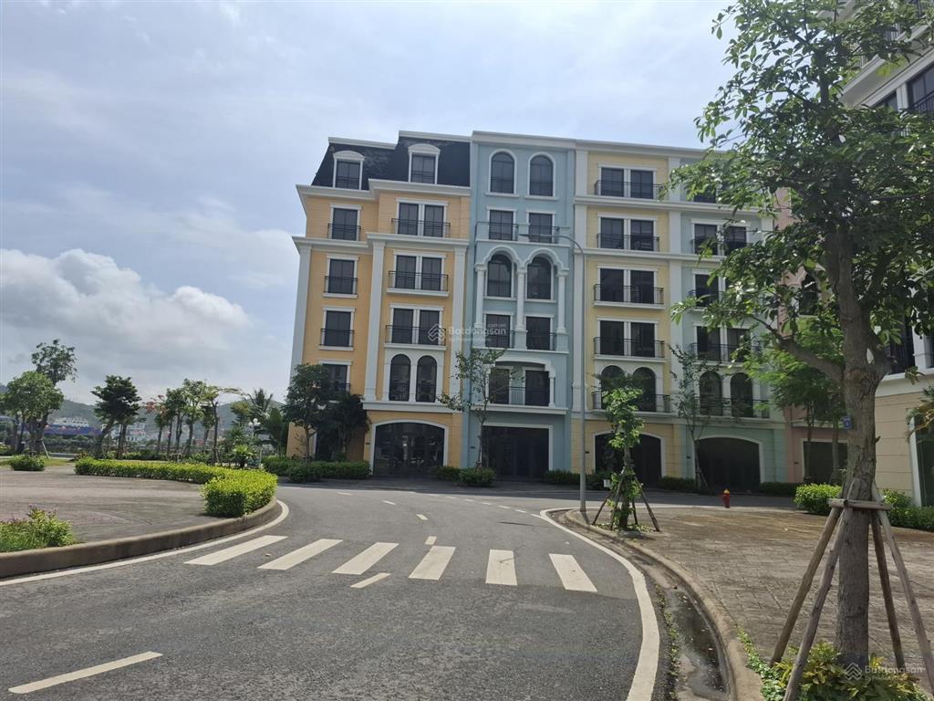 Chủ nhà cắt lỗ sâu căn góc aqua city giá cực sâu chỉ hơn 10 tỷ