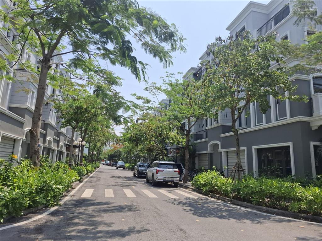 Bán nhanh căn grand bay town house giá hời dự án chỉ với 8tỷ9.