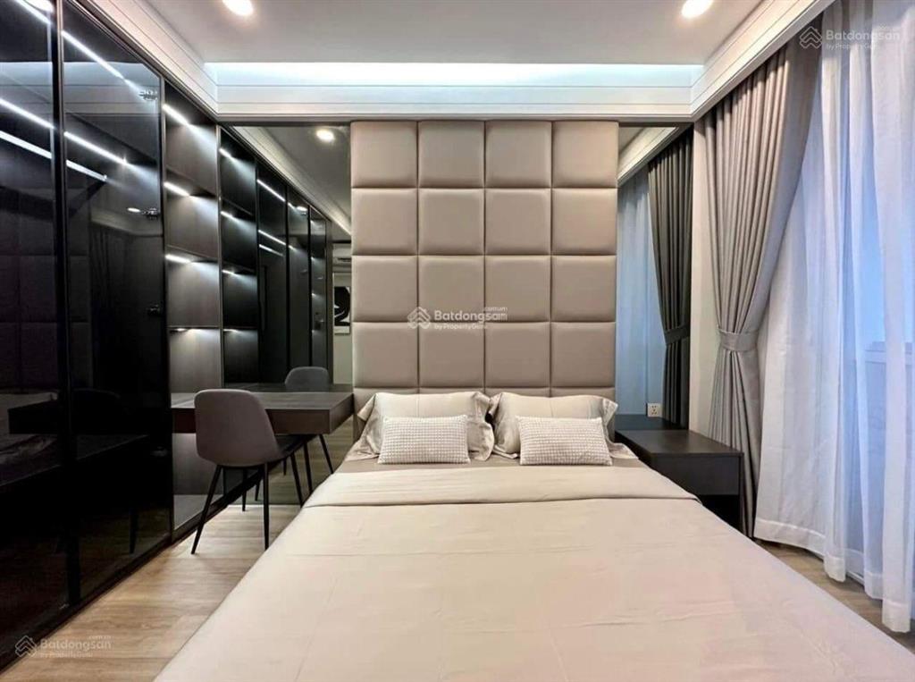 Sunrise city (2pn  5,8 tỷ) (3pn  9 tỷ) căn hộ ngợp bank, có sổ hồng, giữ nhiều khoá xem nhà 24/7