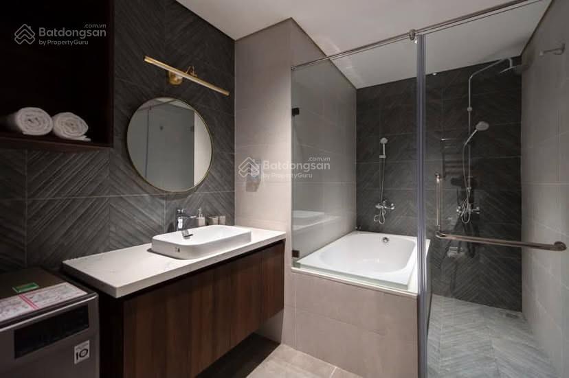 Căn hộ 1 phòng ngủ an ninh  tiện ích | nội thất cao cấp  mới 100% | ngay bến thành  dinh độc lập