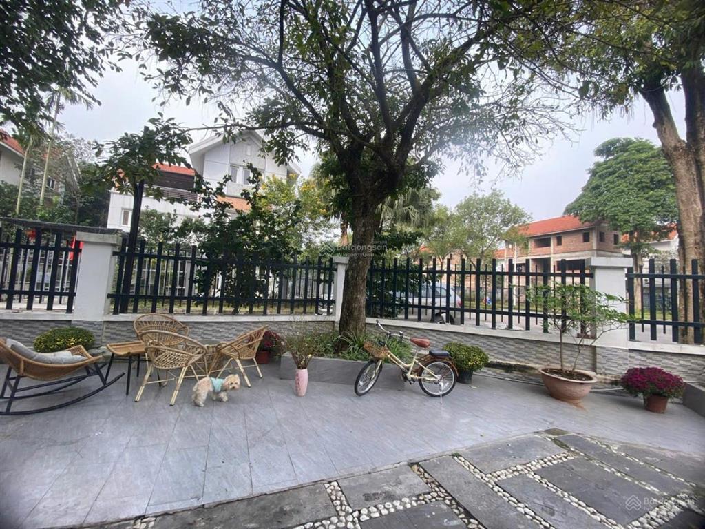Biệt thự trung tâm hà nội. 402m2, 3 tầng, mt 16. phânn lô, vỉa hè, ô tô tránh, sổ hoa hậu. 31.5 tỷ