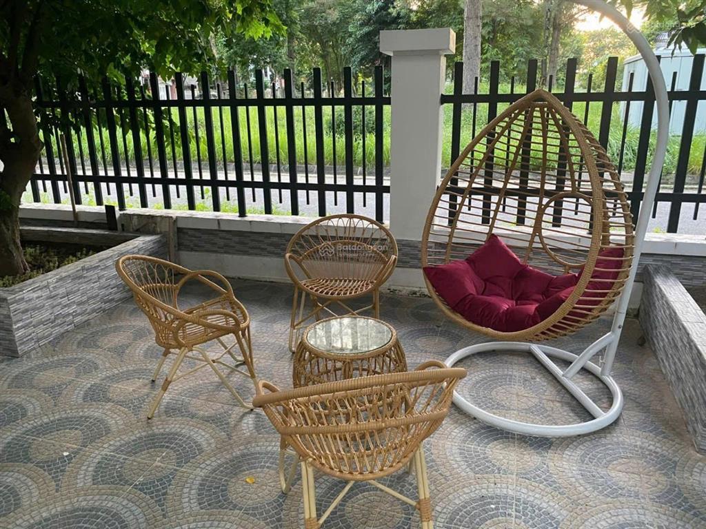 Biệt thự trung tâm hà nội. 402m2, 3 tầng, mt 16. phânn lô, vỉa hè, ô tô tránh, sổ hoa hậu. 31.5 tỷ