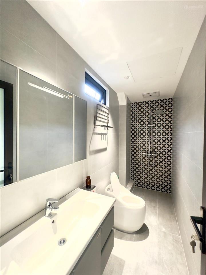 Nhà đẹp thang máy phân lô quân đội lê trọng tấn, thanh xuân, hà nội. chỉ 12.9 tỷ 42m² 6 tầng