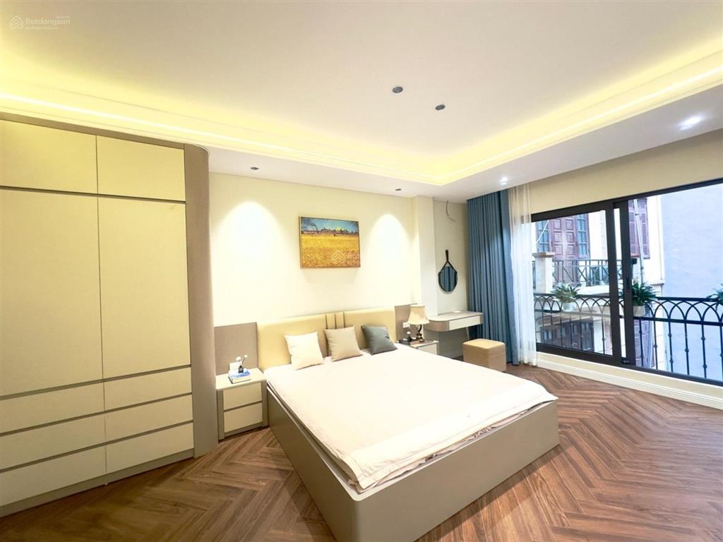 Nhà đẹp thang máy phân lô quân đội lê trọng tấn, thanh xuân, hà nội. chỉ 12.9 tỷ 42m² 6 tầng