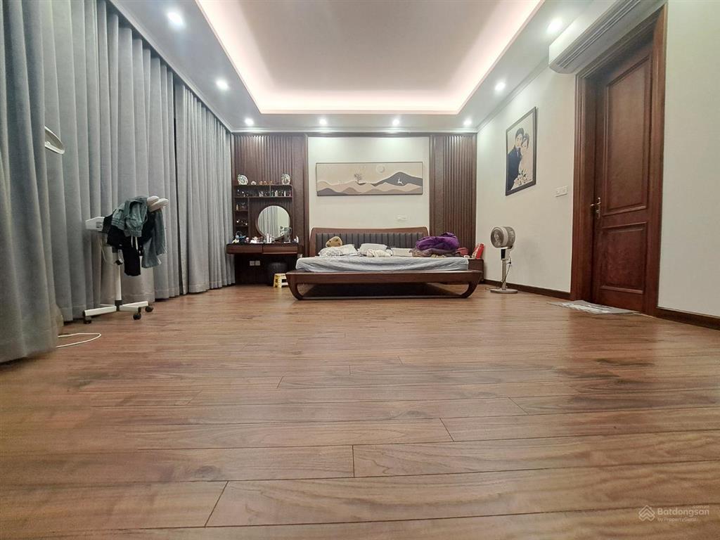 An khang  nam cường  biệt thự đẳng cấp. 198m2, 4 tầng nổi + 1 hầm. thang máy, nội thất sang trọng