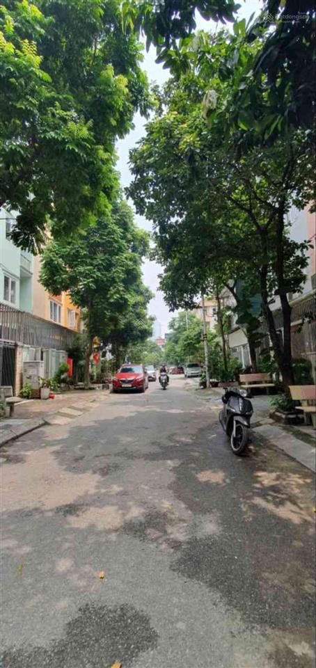Liền kề văn khê. giá đầu tư cực hấp dẫn! 83m2, 4 tầng, mt 5m, xây thô. 18.4 tỷ. chủ bán gấp.