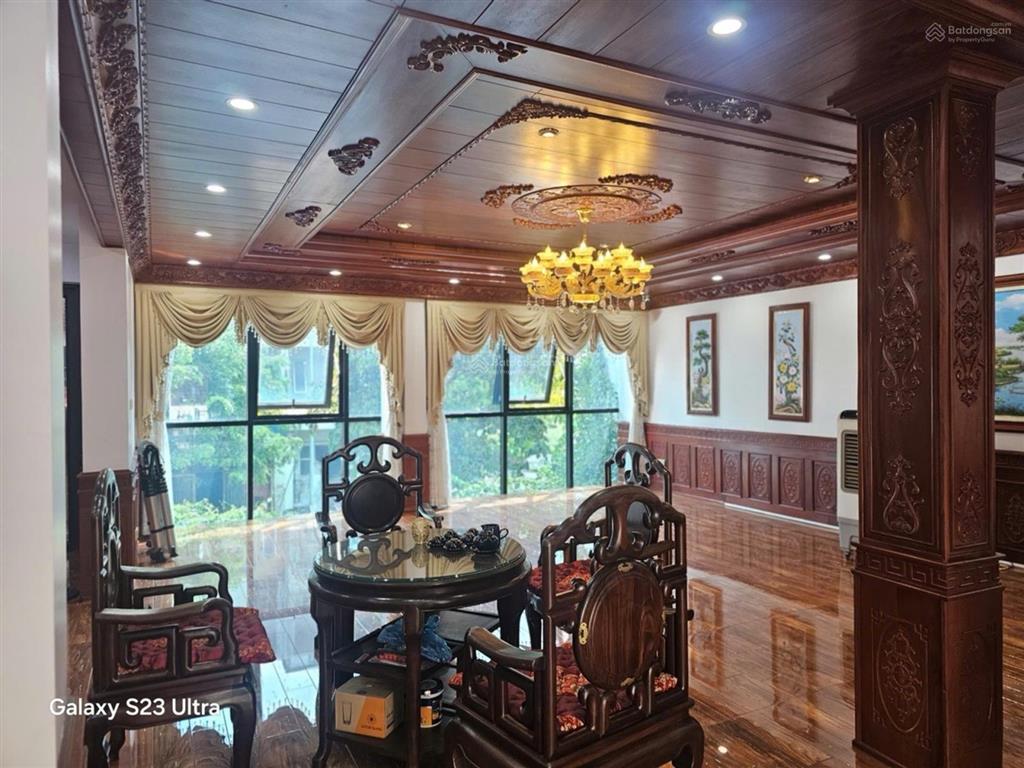 Biệt thự tân tây đô, mặt đại lộ 32, 29,5 tỷ! 204m2, 3 tầng, mt 10m, 5 ngủ, 5 wc. nhà đẹp từng cm