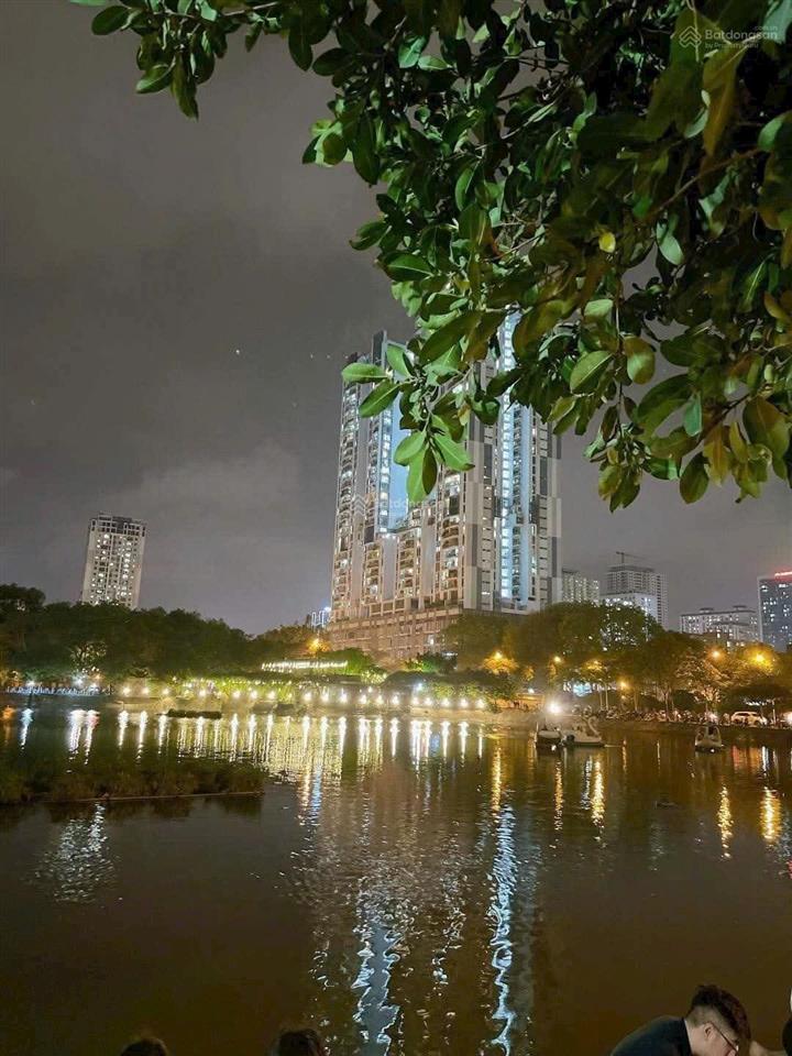 Văn quán  hà đông 2 mặt đường, giá chỉ 13.8 tỷ! 52m2 mt 4.3m vuông đẹp ô tô đỗ cửa