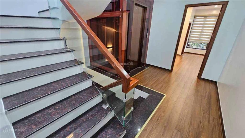 Liền kề sân vườn văn phú  nhà đẹp, giá đẹp, vị trí đẹp! 90m2 5 tầng, thang máy. gara ô tô.