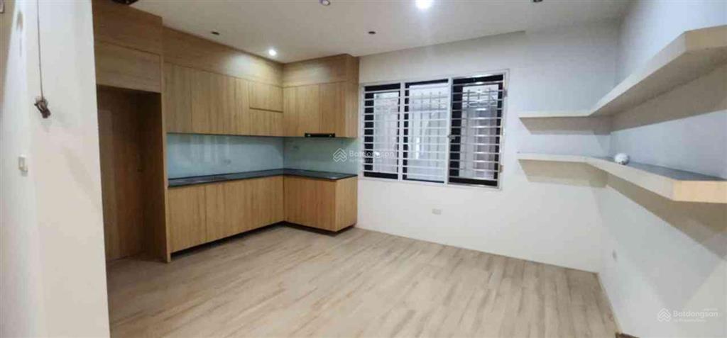Bán liền kề kđt văn khê, hà đông. 83m² 5 tầng. nhà đẹp, gara ô tô, sổ hoa hậu giao ngay. 19.2 tỷ.