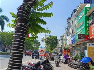 Liền kề văn phú  mặt đường 50m. vị trí kim cương! 90m2 5 tầng mt 4,5m. vỉa hè 8m. 28,6 tỷ.