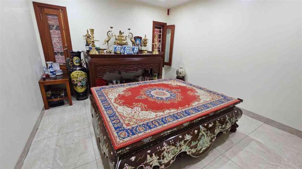 Văn phú nhà đẹp. giá chỉ 19,2 tỷ! 90m2, 5 tầng, mt 4,5m. thang máy xịn phân lô, 2 vỉa hè vườn hoa