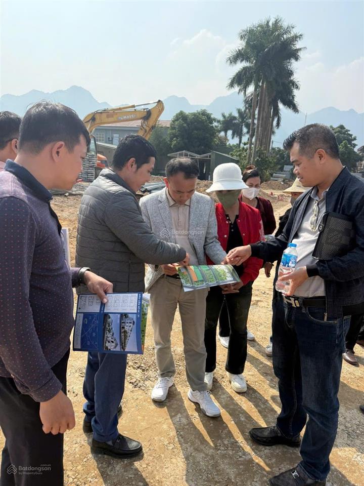 Con hàng đẹp nhất yên thuỷ nên đầu tư