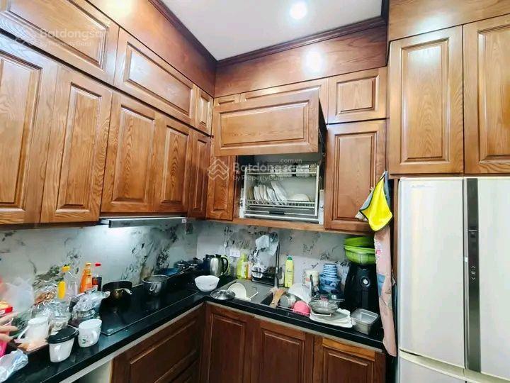 Nhà riêng đội cấn ba đình, nhà mới ở được ngay, 34m 4 tầng, sát đường ô tô, không quy hoạch, 7 tỷ.