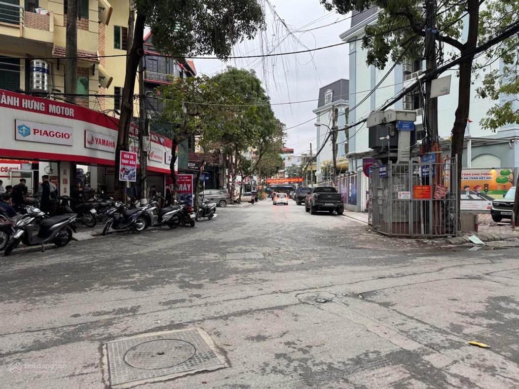Nhà riêng phố đông quan cầu giấy khu quan hoa, nhà dân 43/45m, 4 tầng, lên được thêm tầng, 7,9 tỷ