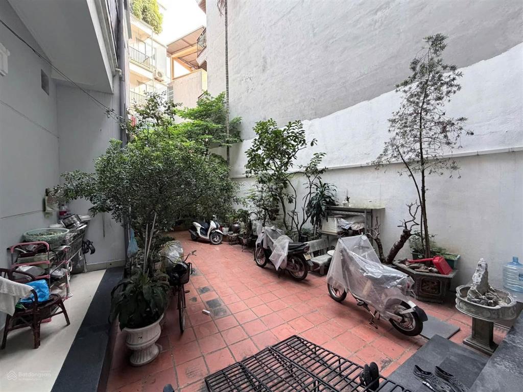 Nhà riêng phố đông quan cầu giấy khu quan hoa, nhà dân 43/45m, 4 tầng, lên được thêm tầng, 7,9 tỷ