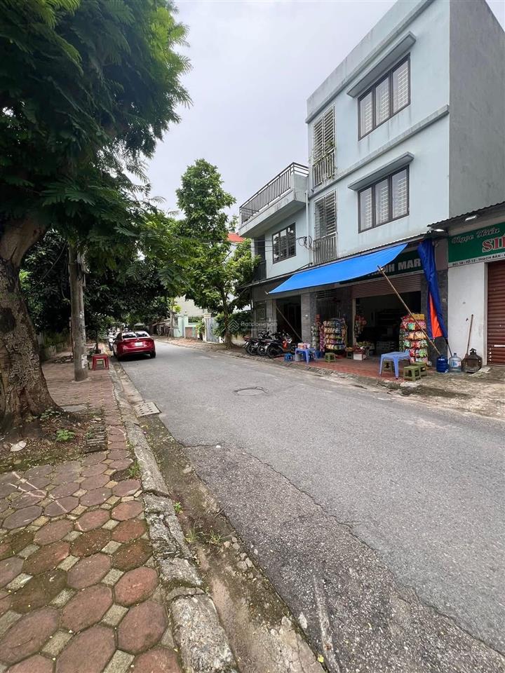 Bán nhà phố vũ đình tụng hàng xóm gaảden city  95m2 mặt tiền 5,5m  đường 8m  vỉa hè 2 bên