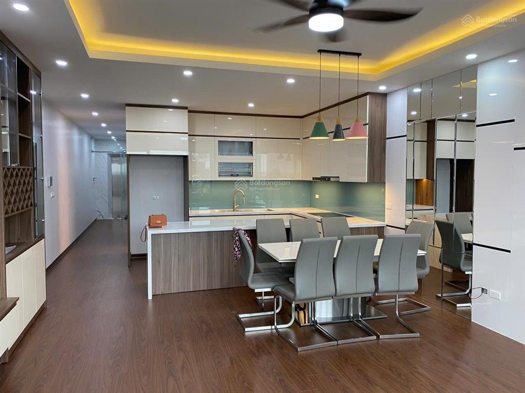 Chính chủ bán nhà 6 tầng thang máy phố nguyễn thời trung  thạch bàn 90m2 mặt tiền 5.3m