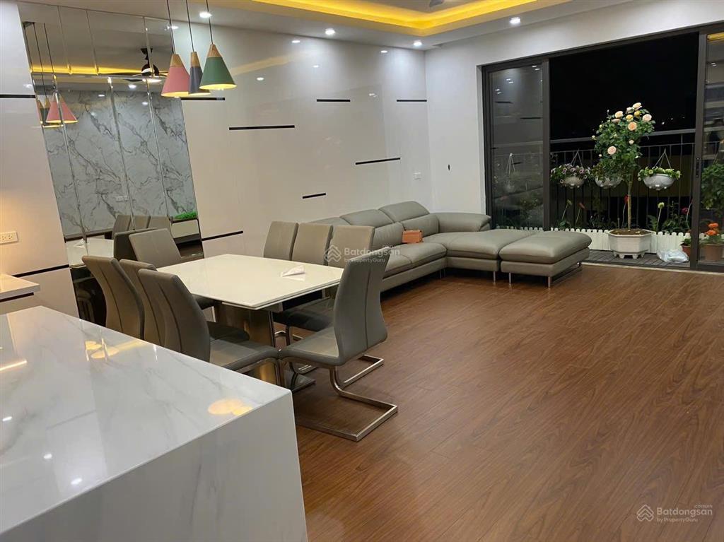 Chính chủ bán nhà 6 tầng thang máy phố nguyễn thời trung  thạch bàn 90m2 mặt tiền 5.3m