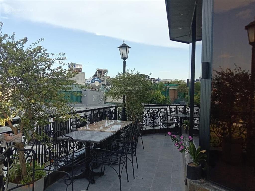 Bán liền kề hc golden 319 hồng tiến 
6 tầng thang máy kinh doanh  làm nhà hàng  văn phòng 