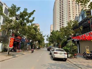Biệt thự liền kề xây thô bộ quốc phòng thạch bàn  2 mặt tiền  130m2 mặt tiền 7.7m  kinh doanh 