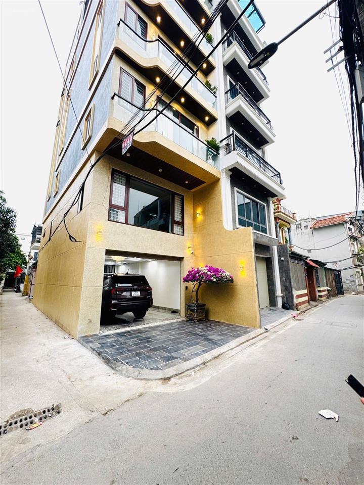Hạ gấp 1.5 tỷchủ bán gấp nhà 8 tầng thang máy 80m2  lô góc  gara 3 ô tô  ngay tttm aeon mall