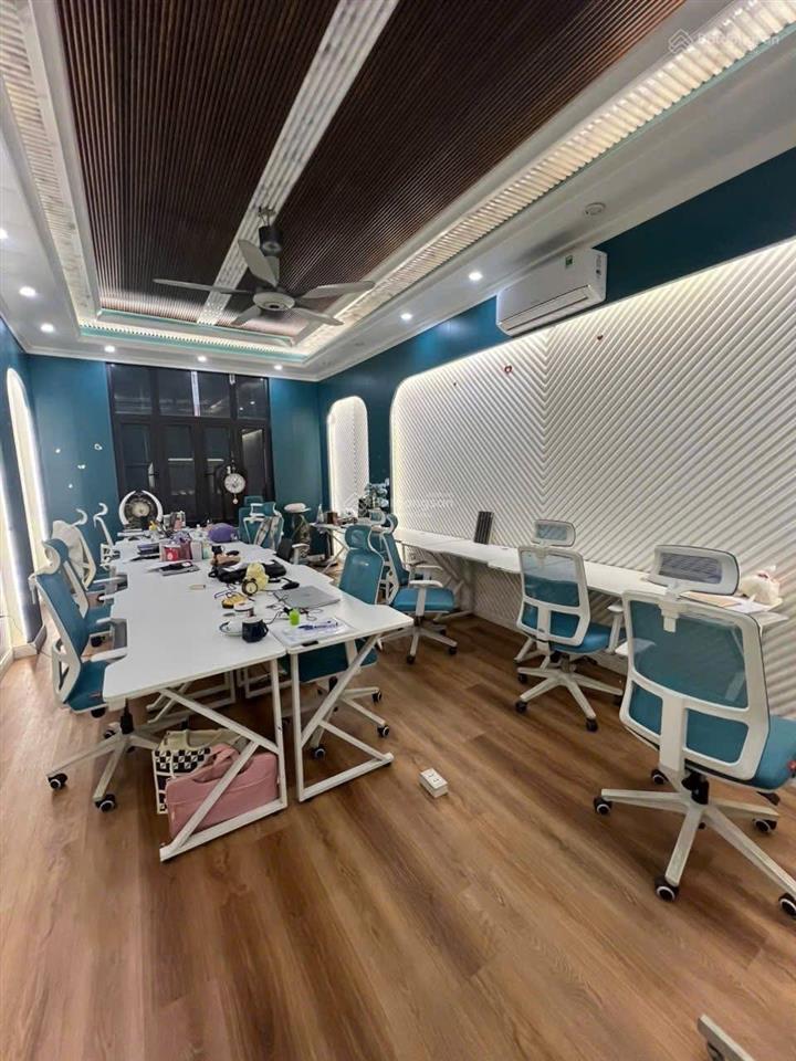 Bán nhà mặt phố nguyễn văn linh  4 tầng dân xây  55m²  2 mặt tiền  kinh doanh  dòng tiền 50tr