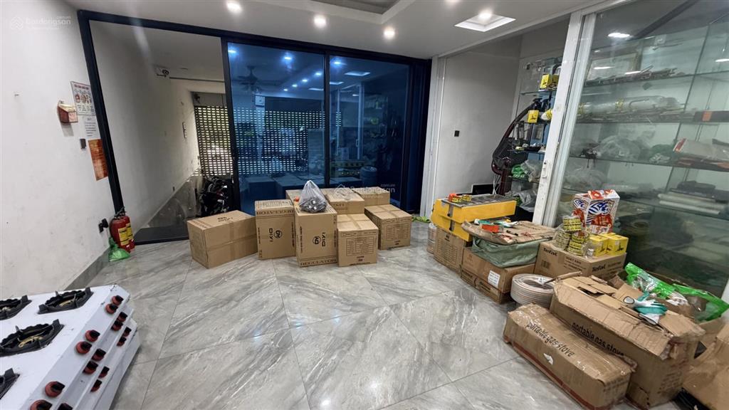 Mặt phố nam đuống  110m2  mặt tiền 6m  7 tầng thang máy  đường 17m  kinh doanh  làm văn phòng
