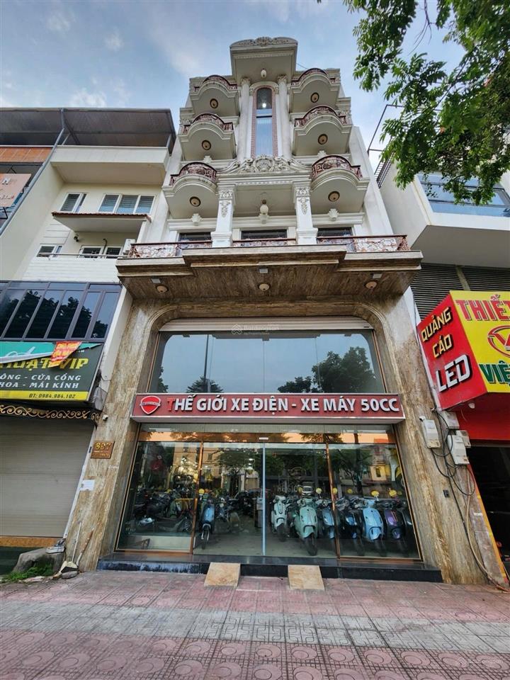 Mặt phố ngô gia tự  120m  mt 8,5m  7 tầng thang máy đường 40m vỉa hè đá bóng kinh doanh đỉnh
