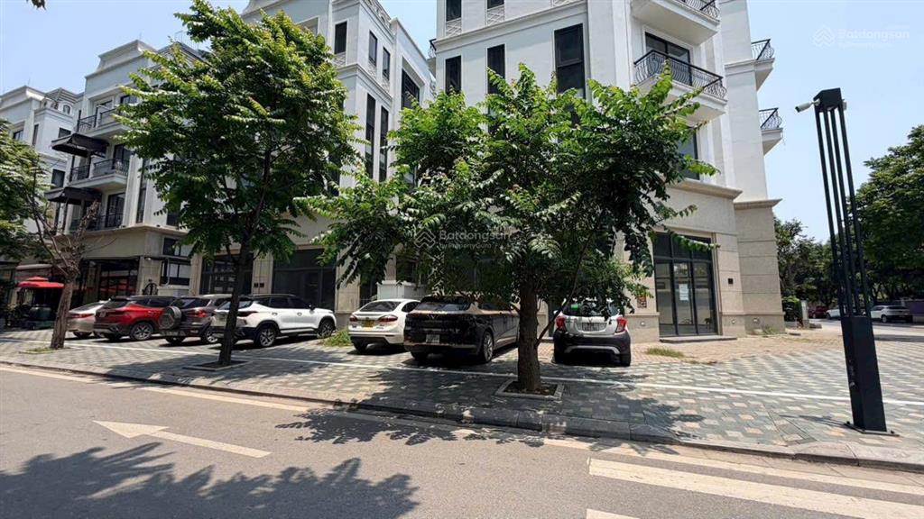 Lô góc 3 thoáng  105m2 mặt tiền 7m  the diamond point c14 phúc đồng hàng xóm vinhomes 6 tầng