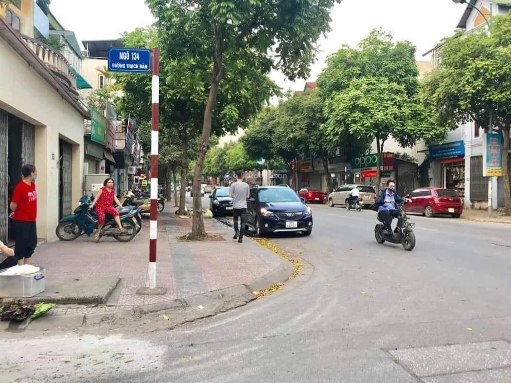 Bán 70m2 mảnh đất thạch bàn ngõ 134  phân lô vỉa hè ô tô tránh  sát dự án himlam  giá hơn 16 tỷ