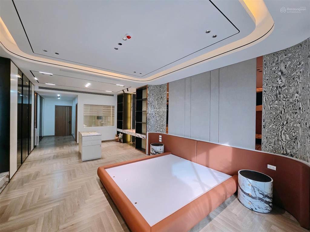 Cắt lỗ cực sâu  siêu phẩm 8 tầng thang máy khu phân lô quân đội 918  sân golf long biên  full đồ