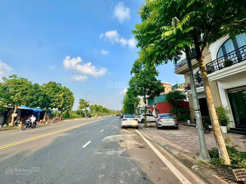 Chủ cắt lỗ  giảm 3 tỷ  bán nhanh lô đất tái định cư cụ khối 65m2 mt 5m  2 mặt ngõ  ô tô tránh