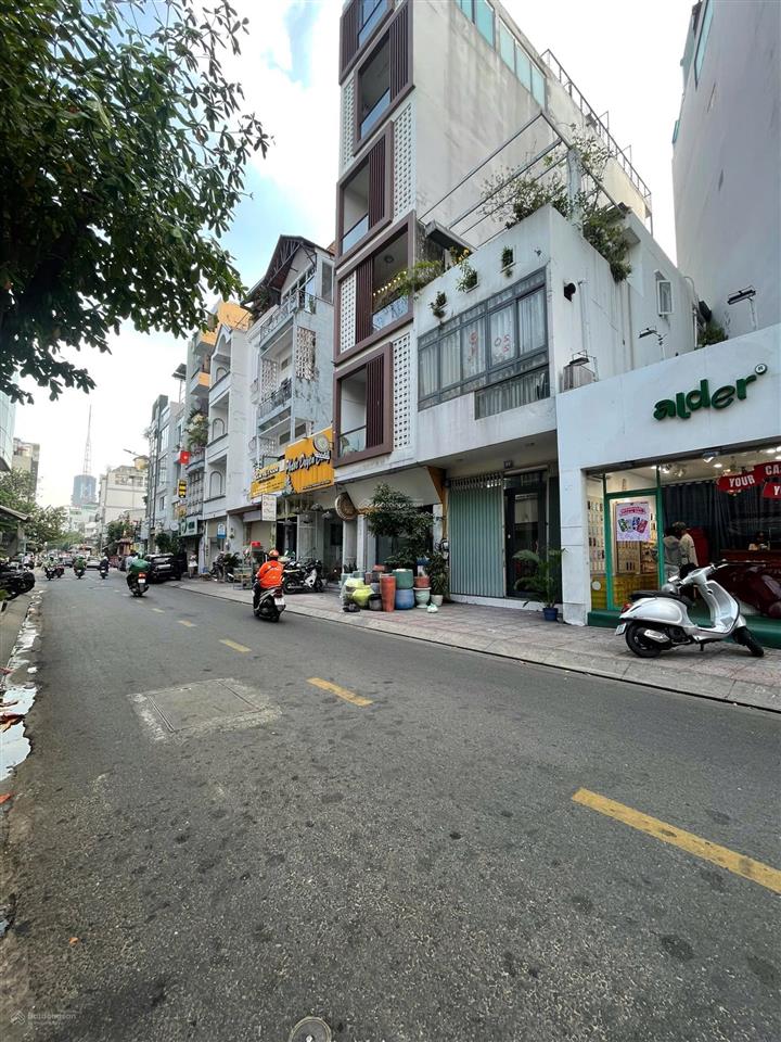 Bán nhà mặt tiền mai thị lựu  p. đa kao, quận 1. (8mx22m) 7 lầu, hđt 150tr, 45,8 tỷ  0902 950 ***