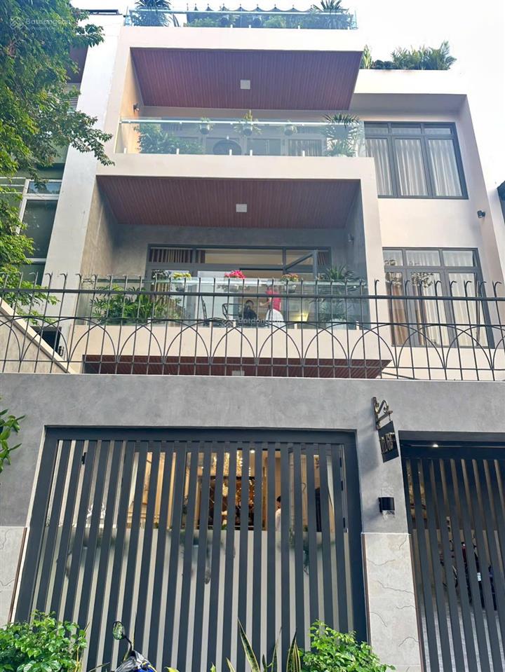 Bán gấp nhà hxh đường nguyễn chí thanh ,p9,quận 5 (8mx20m) 4 tầng mới đẹp ,giá 42 tỷ tl