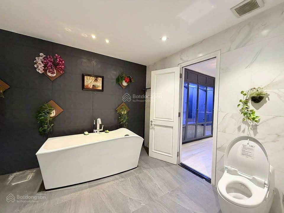Bán gấp nhà khu 43r hồ văn huê, p9, q.phú nhuận (7,1mx16m) hàm +7 tầng, giá 39 tỷ tl