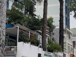 Giữ mặt tiền phố thời trang 101 trần quang diệu, p.12, quận 3 vừa kinh doanh, vừa có nhà để ở!