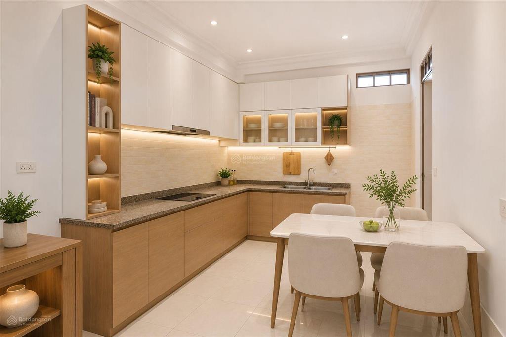 Thầy giáo về hưu cần bán gấp nhà lô góc, trung tâm hà đông chỉ hơn 5 tỷ