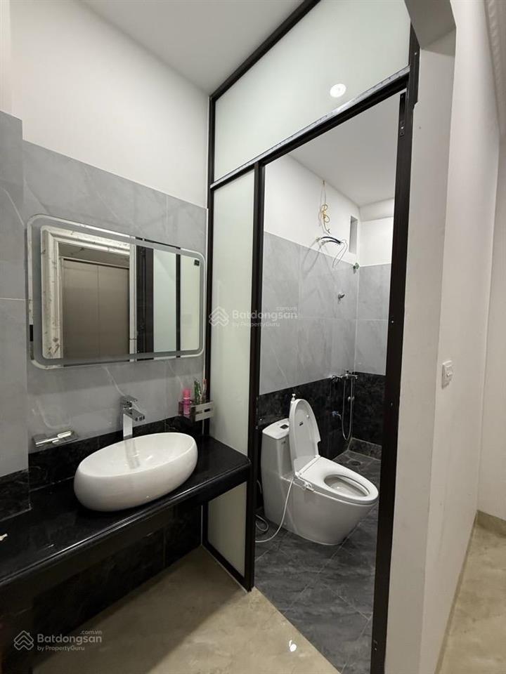 Bán nhà trần đại nghĩa ,nhà dân xây, ngõ thông, 2 thoáng , ở sướng