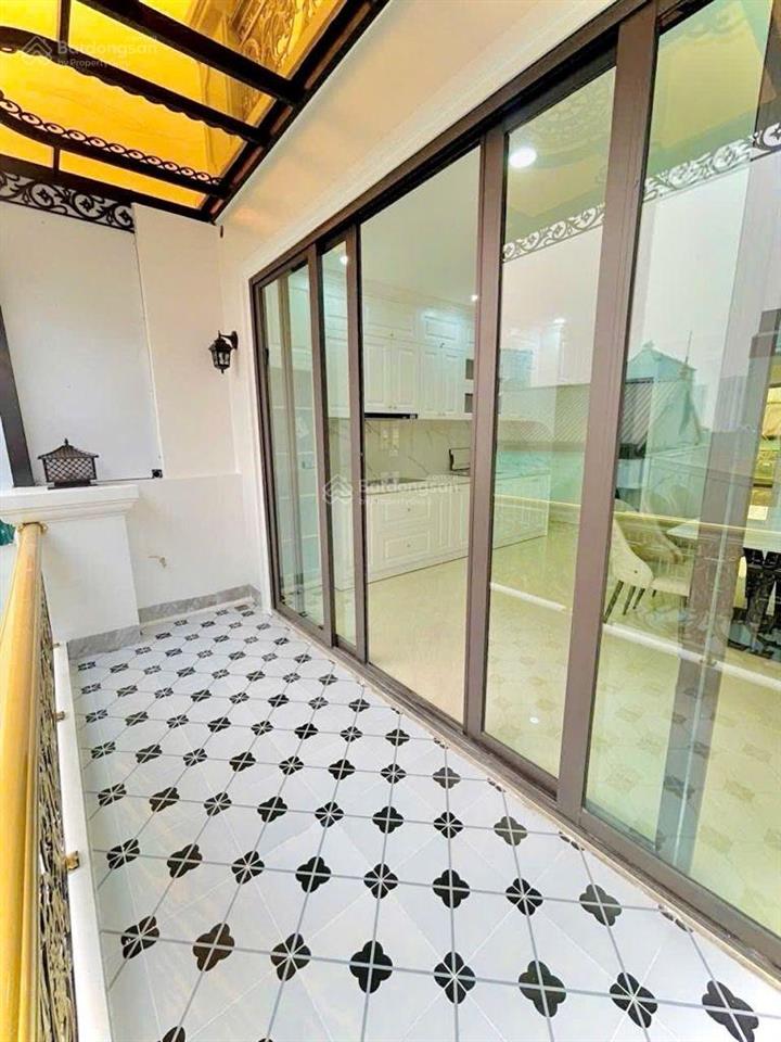 Bán nhà trần đại nghĩa, nhà mới full nội thất, thang máy, gần phố, ở sướng