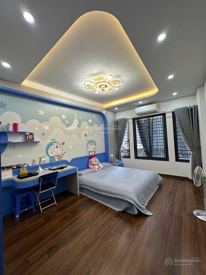 Bán nhà trần đại nghĩa, 41m 5t, nhà dân xây, gần phố, full nội thất, gần phố