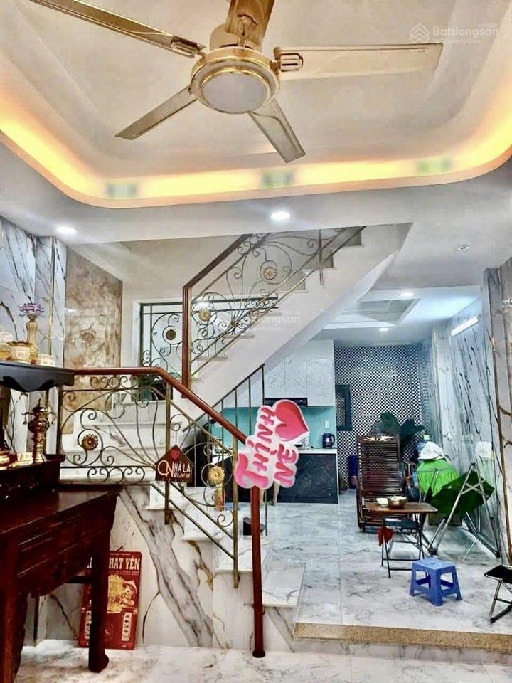 Nhà 4 tầng btct  75 m2 hẻm ô tô tránh cách mặt tiền 30m sát phan xích long  dân trí cao