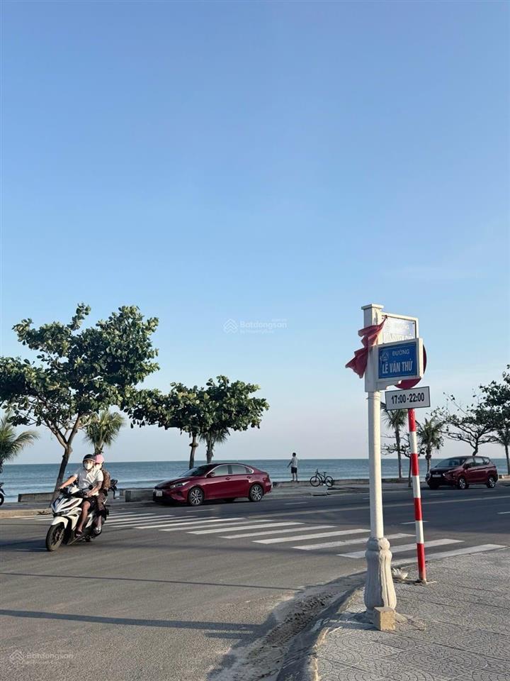 Bán đất đẹp gần biển, mặt phố lê văn thứ sơn trà, xây toà chdv cực đẹp, diện tích 112m  ngang 7m.