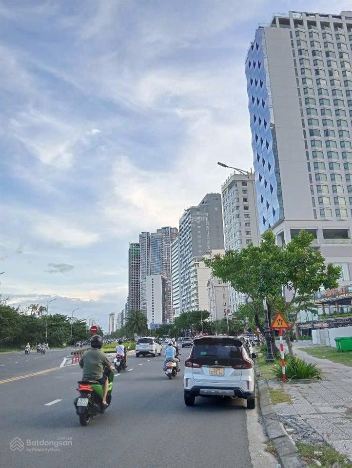 Bán đất đẹp gần biển, mặt phố lê văn thứ sơn trà, xây toà chdv cực đẹp, diện tích 112m  ngang 7m.