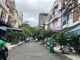 Bán gấp đất đẹp phạm tu gần biển ngay cạnh hồ nghinh, diện tích 70m  ngang 5m, xây tối đa 7 tầng.