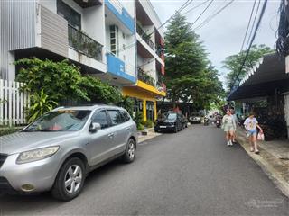 Bán mảnh đất cực đẹp mỹ đa đông trung tâm lưu trú khách tây, ô tô tránh, diện tích 142m  ngang 6.5