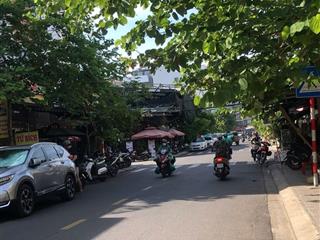 Bán nhà đẹp lê hữu trác, tổng 6 phòng cho thuê, gần biển diện tích 80m  3 tầng  ngang 7.49m.