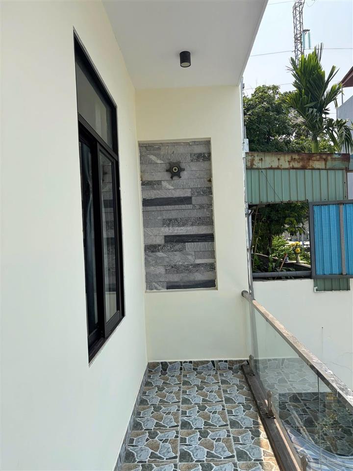 Bán nhà đẹp lê hữu trác, tổng 6 phòng cho thuê, gần biển diện tích 80m2  3 tầng  ngang 7.49m