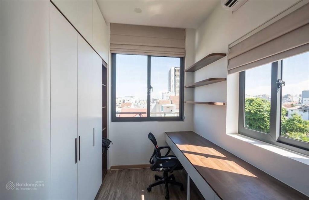 Bán nhà mặt phố hồ xuân hương, gần biển, kinh doanh sầm uất, diện tích 80m  4 tầng  ngang 7.5m.