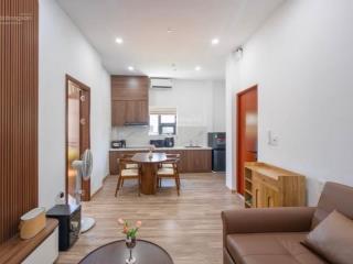 Bán nhà mặt phố hồ xuân hương, gần biển, kinh doanh sầm uất, diện tích 80m  4 tầng  ngang 7.5m.